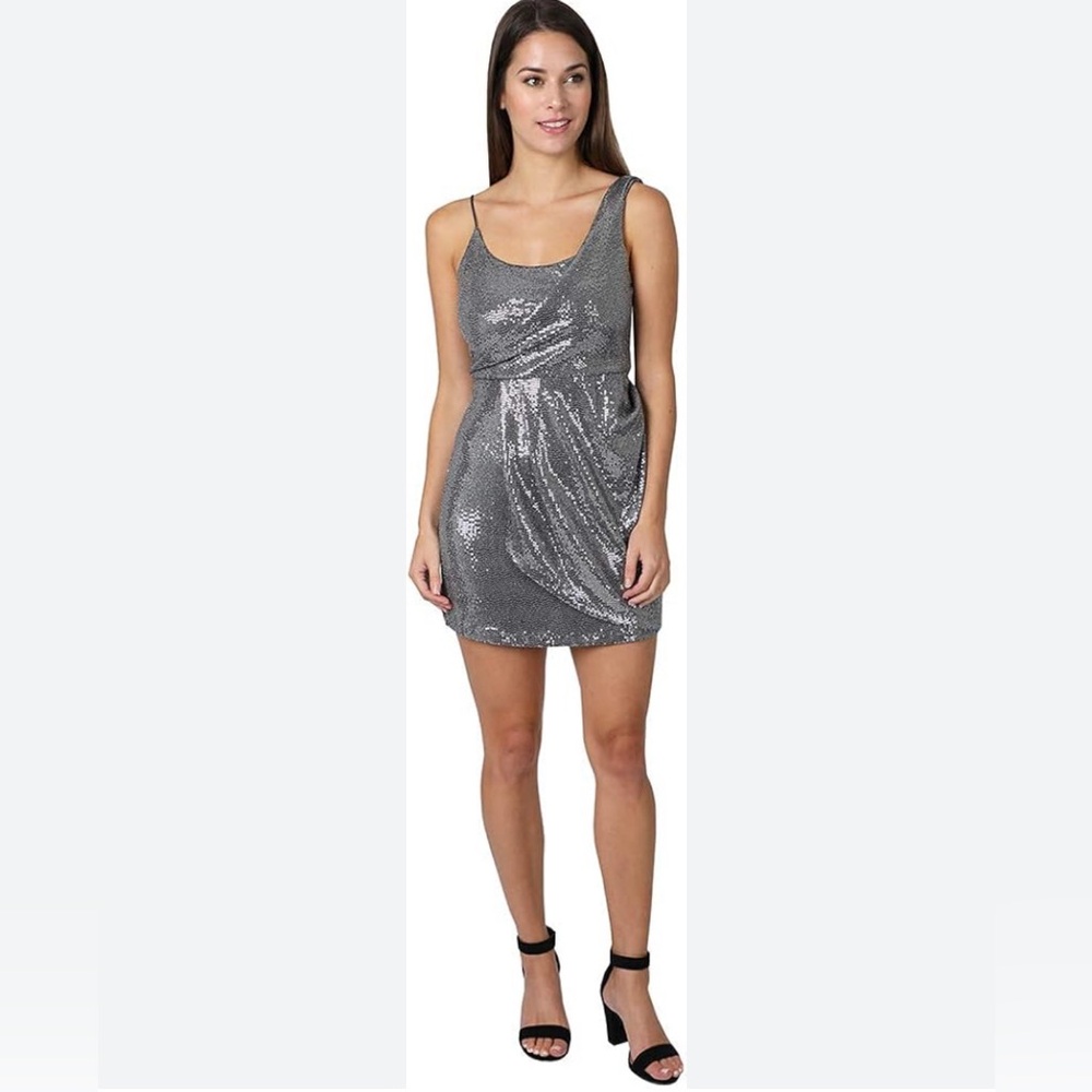 New with tags Jump Apparel metallic silver sequin mini dress size small